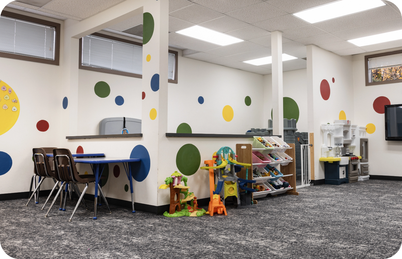 KIDS COURT